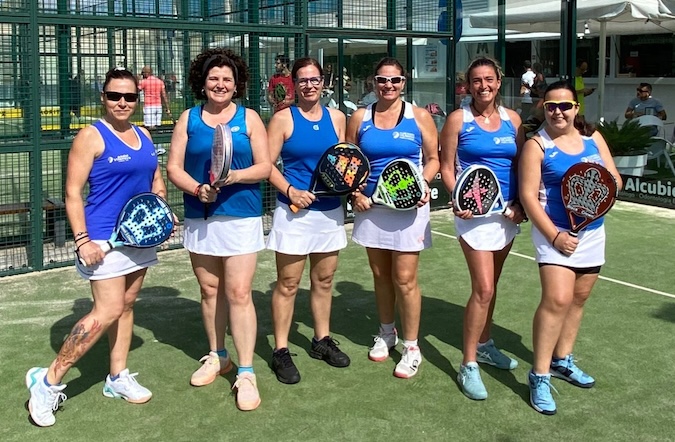 Nuestro equipo Padelcat Femenino C – Blue Girls gana 2-1 al CPI