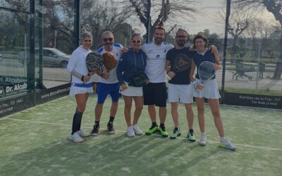 Nuestro equipo Padelcat Mixto G gana 2-1 al Somos Padel Bcn